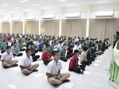 กิจกรรมส่งเสริมคุณธรรมจริยธรรมนักเรียน