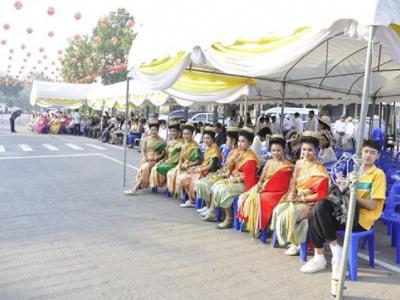 การแสดงรำบวงสรวง