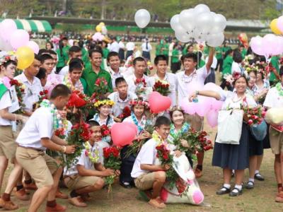 วันแห่งศักดิ์ศรี เวทีแห่งเกียรติยศ