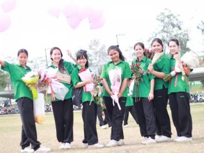 วันแห่งศักดิ์ศรี เวทีแห่งเกียรติยศ