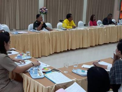 ประชุมคณะกรรมการบริหารโรงเรียน