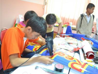 อบรมเครื่องบินพลังยาง