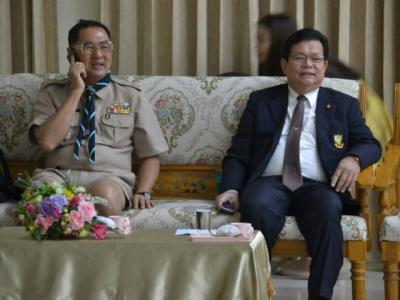 ผอ. สพม.40 ประชุมครูเพชรพิทยาคม