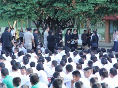 ผู้ว่าฯ เยี่ยมโรงเรียน