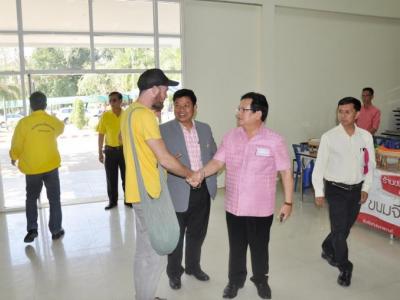 คณะครูศึกษาดูงานจากโรงเรียนกาญจนดิษฐ์
